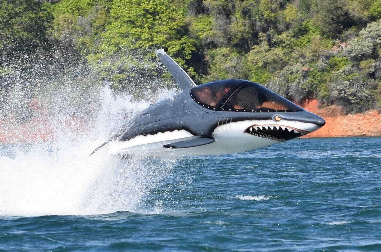 Sea-Breacher Shark X Water Jet+ Gifts!